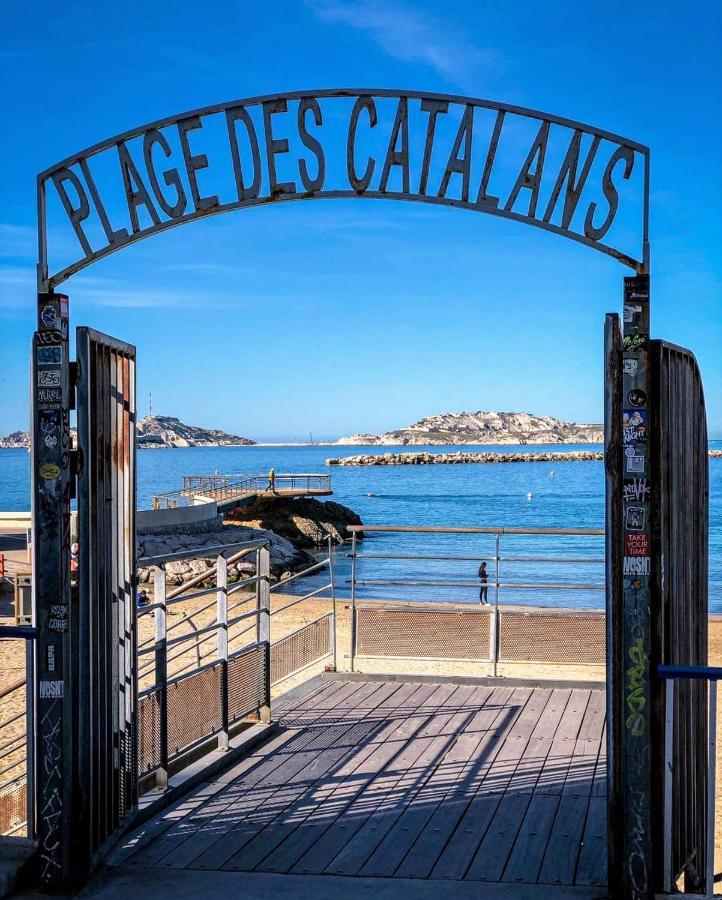 Studio Coin Nuit, Entre Plage Et Centre Marsella Exterior foto