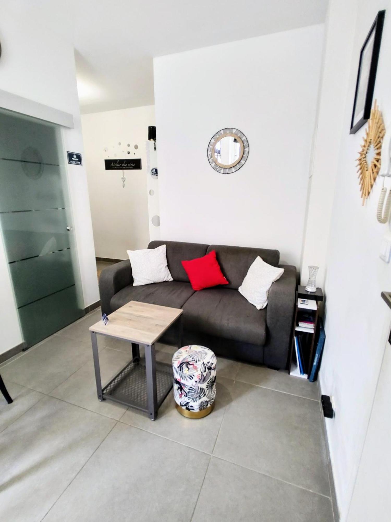 Studio Coin Nuit, Entre Plage Et Centre Marsella Exterior foto