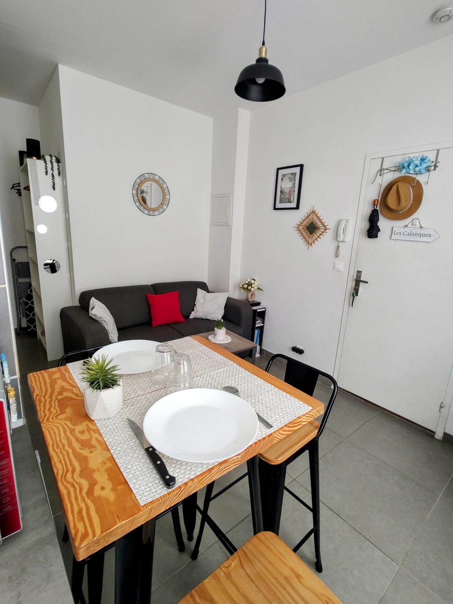 Studio Coin Nuit, Entre Plage Et Centre Marsella Exterior foto